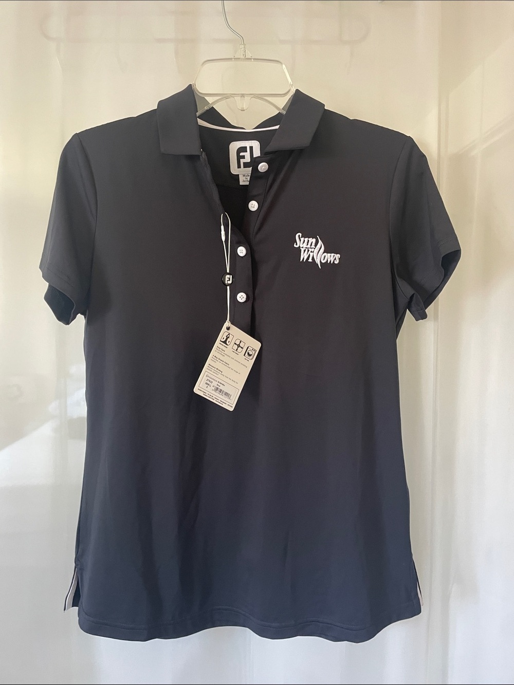 NWT FootJoy Women's Black Button-Down Golf Polo with Sun Willows Logo size small